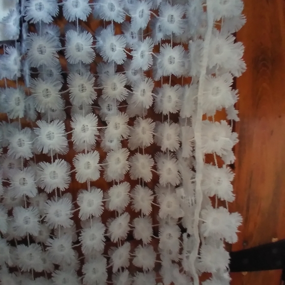 Flower Lace Tank Top - Picture 3 of 8